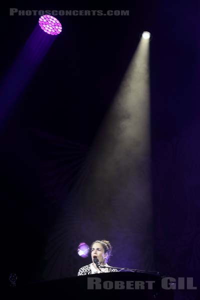 YAEL NAIM - 2016-07-21 - PARIS - Parvis de l'Hotel de Ville - Yael Naim